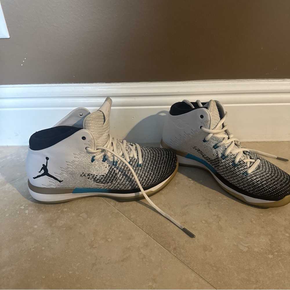 Nike Air Jordan 31 N7 - 85423-003 Size 6y Sneaker white turquoise gold high top - Picture 2 of 10